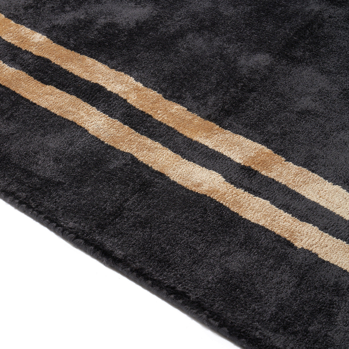 Tapis noir en viscose - Salerno - photo 2