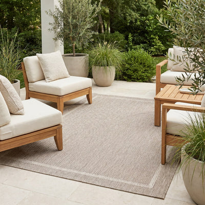 Tapis d’extérieur gris facile d’entretien - Lucca - ambiance terrasse 2