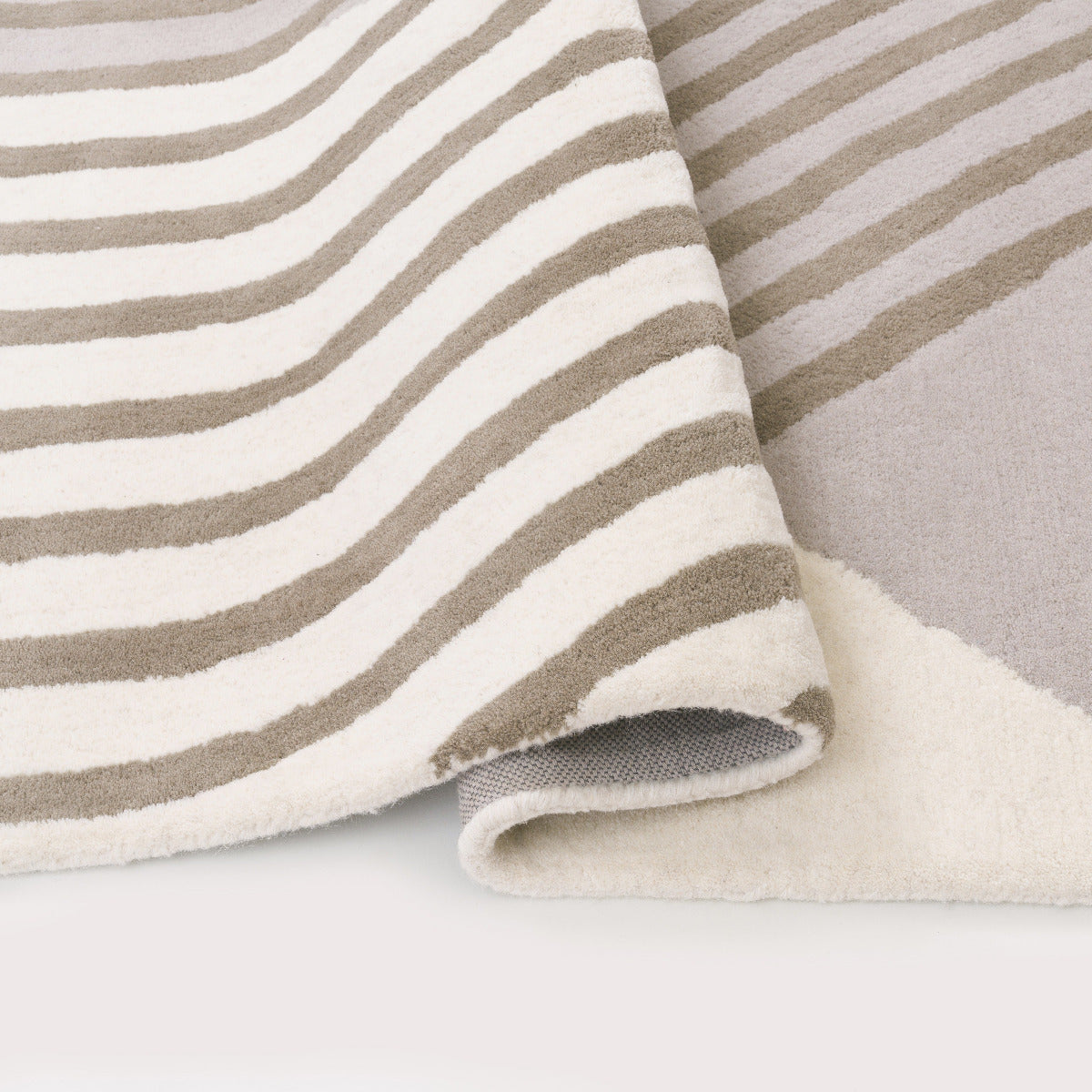 Tapis de salon en laine et viscose naturelles - Chieti - photo 3