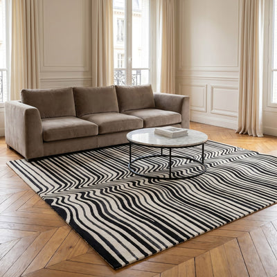 Tapis de salon en laine et viscose noir - Garda - ambiance salon 3
