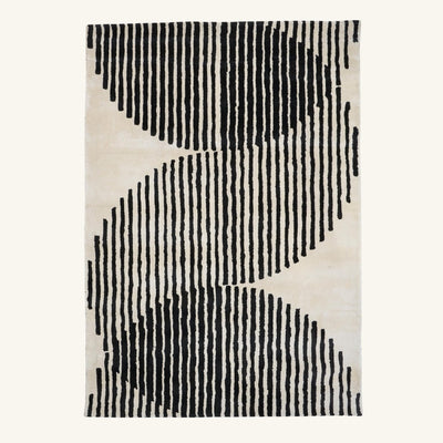 Tapis design en viscose ivoire - Jolie - fond #F9F6F0 détouré