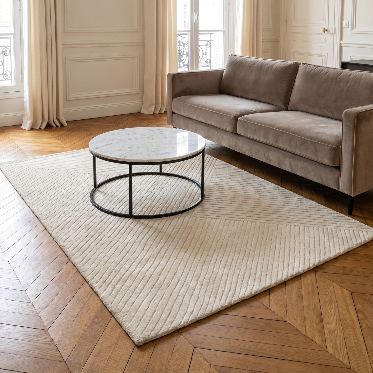 Tapis design en viscose ivoire - Gubbio - ambiance salon 3