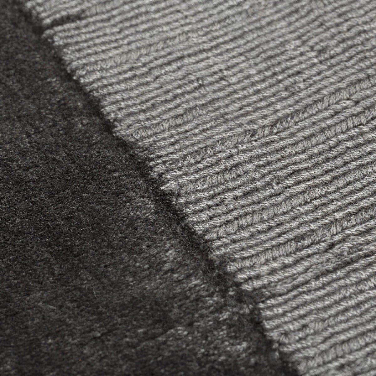 Tapis gris en viscose - Aurelia - photo 1